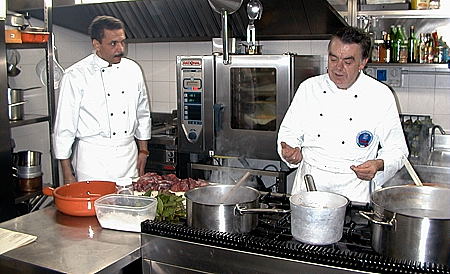 DSC00014 Chef Ugolini Teaching